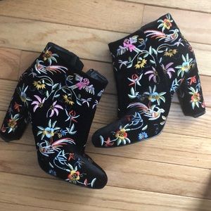 Lulus floral embroidered velvet ankle boots - s7